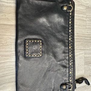 Campomaggi women’s clutch .